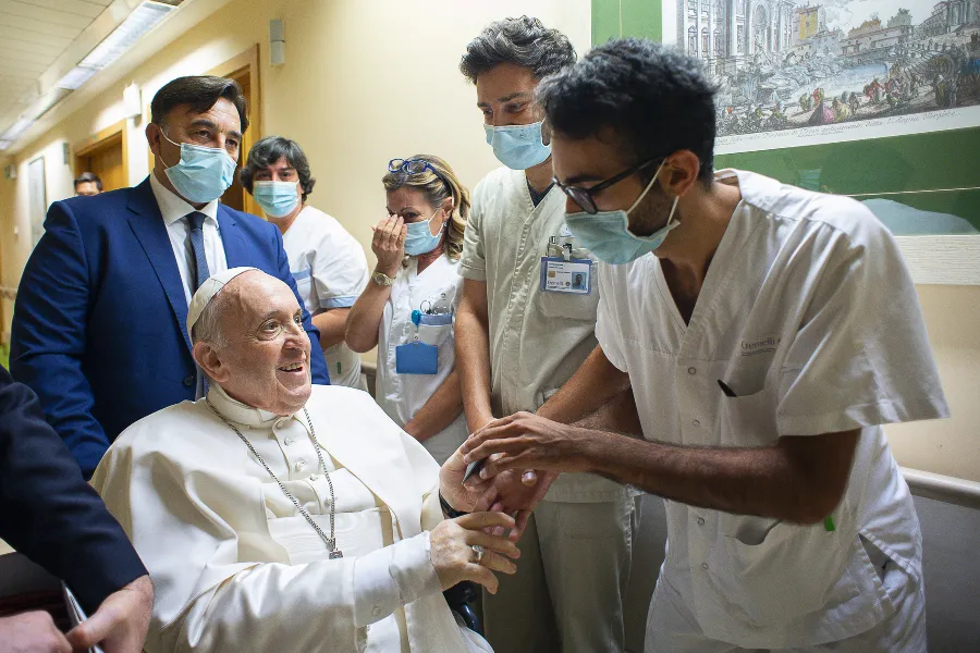 Pope Francis greets staff at the Gemelli Hospital in Rome, July 11, 2021.?w=200&h=150